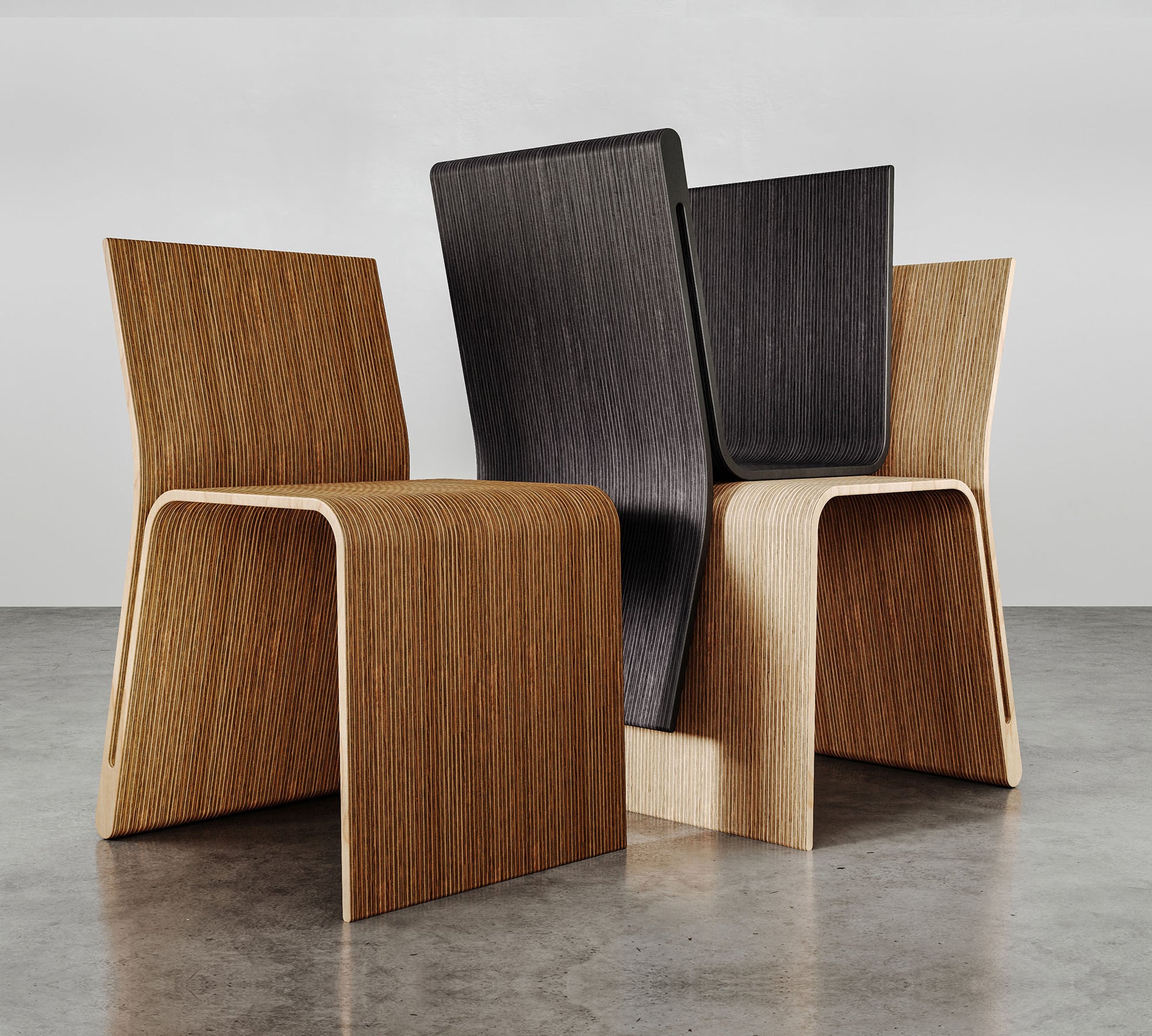 Dakalo Swingback dining chairs