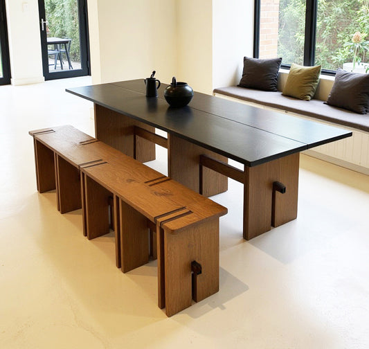 Dinkoro Bench