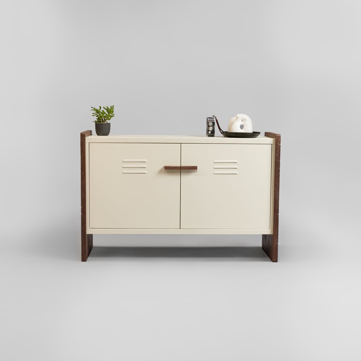 Masaisai Cabinet