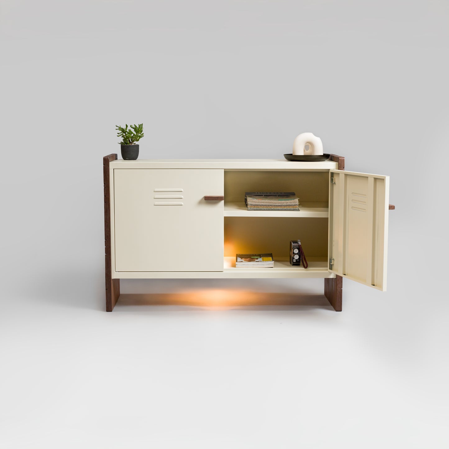 Masaisai Cabinet